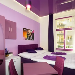 Colours - Your 7 Colour Experience In Centre Of Apartamento Praga